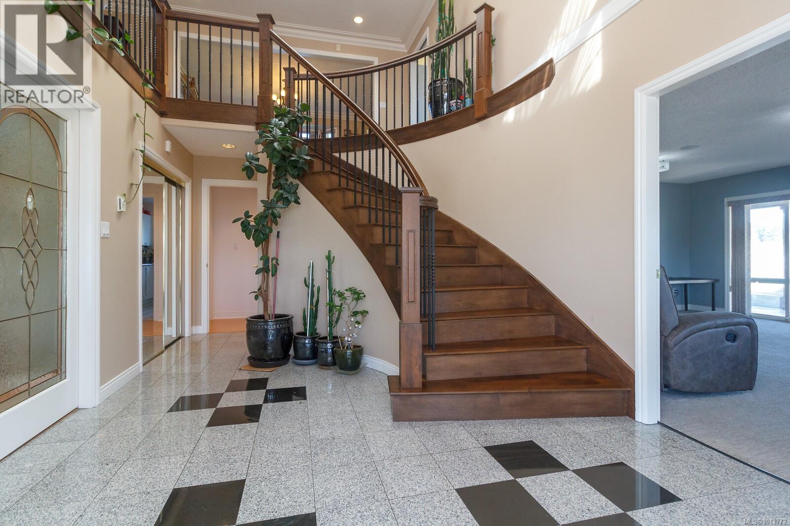 7112 Puckle Rd, Central Saanich