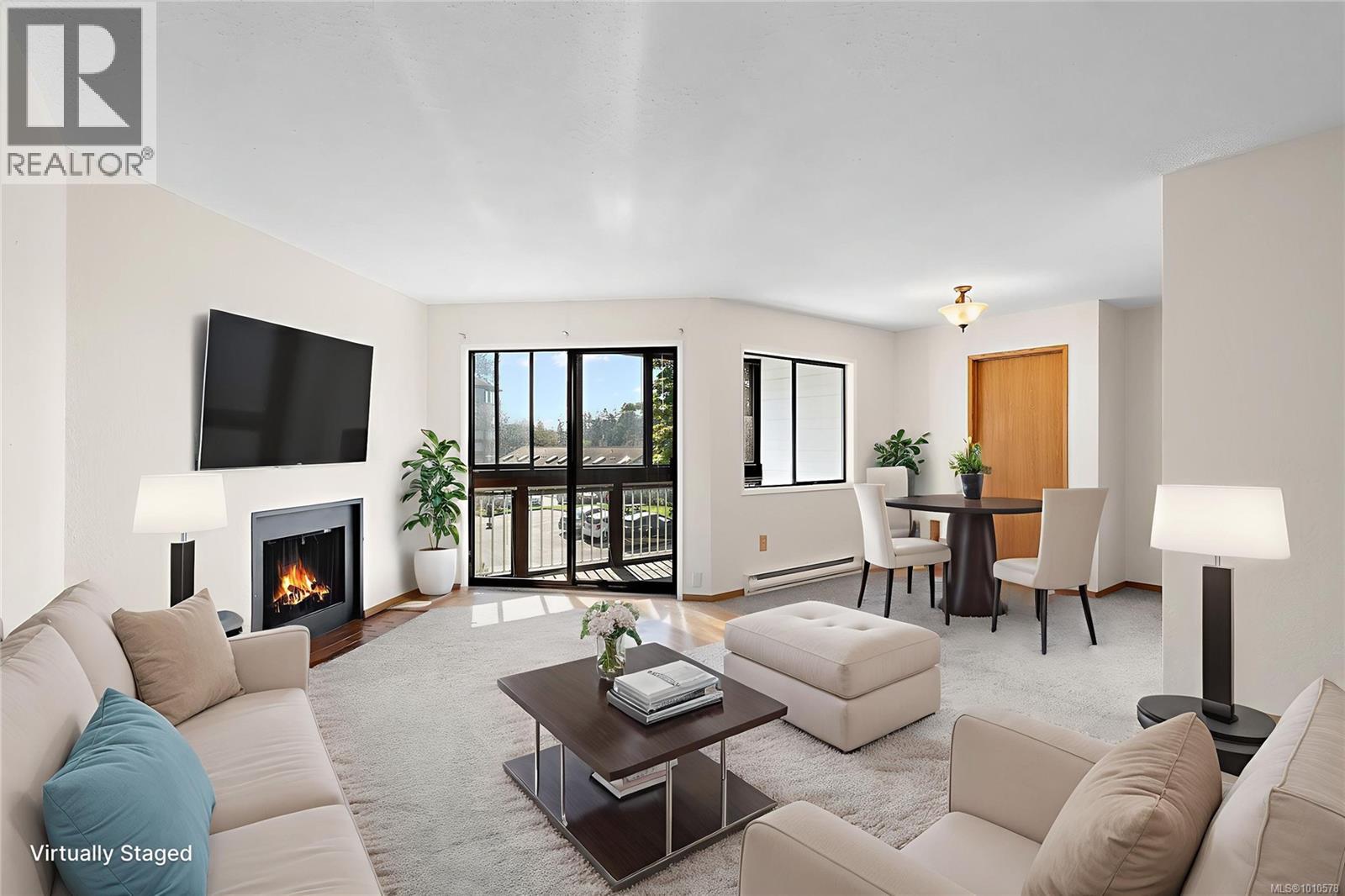 402 71 Gorge Road West, Saanich