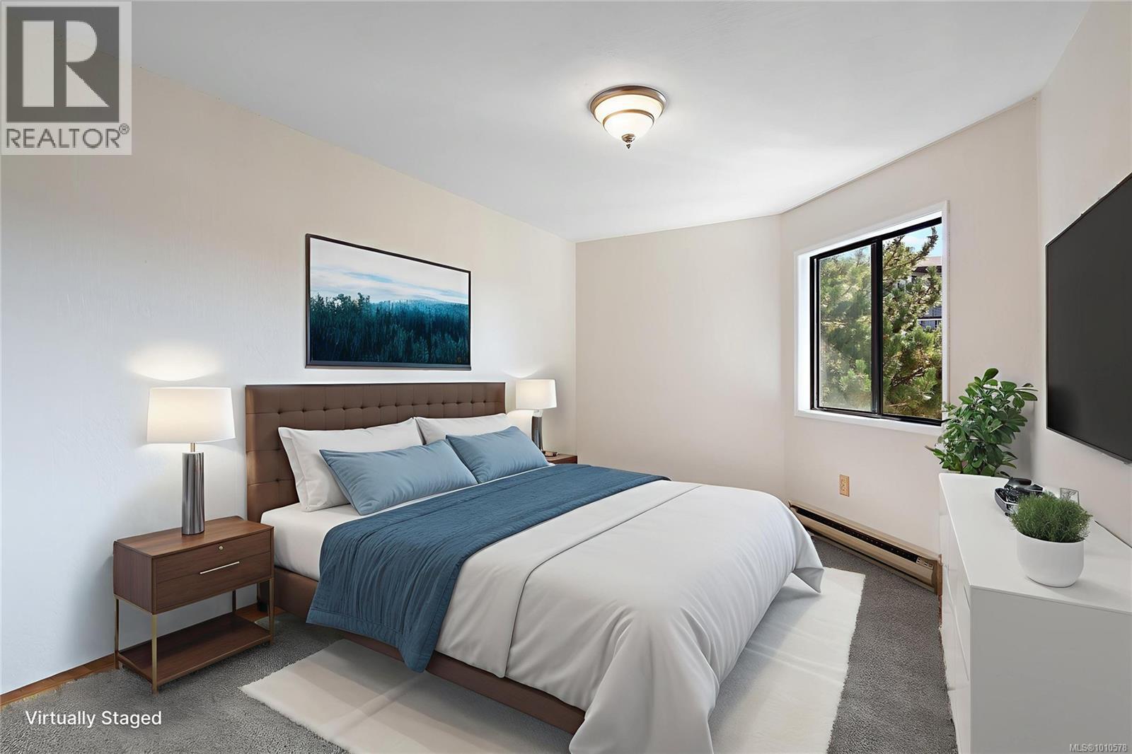402 71 Gorge Road West, Saanich
