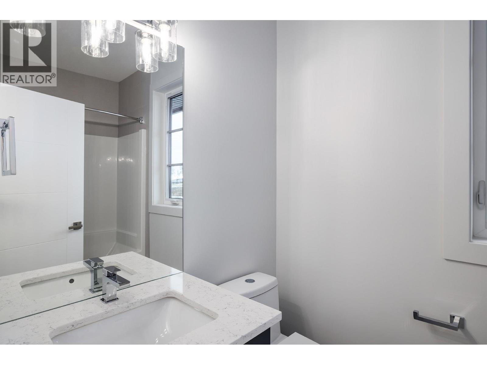  789 Carleton Street, Kelowna