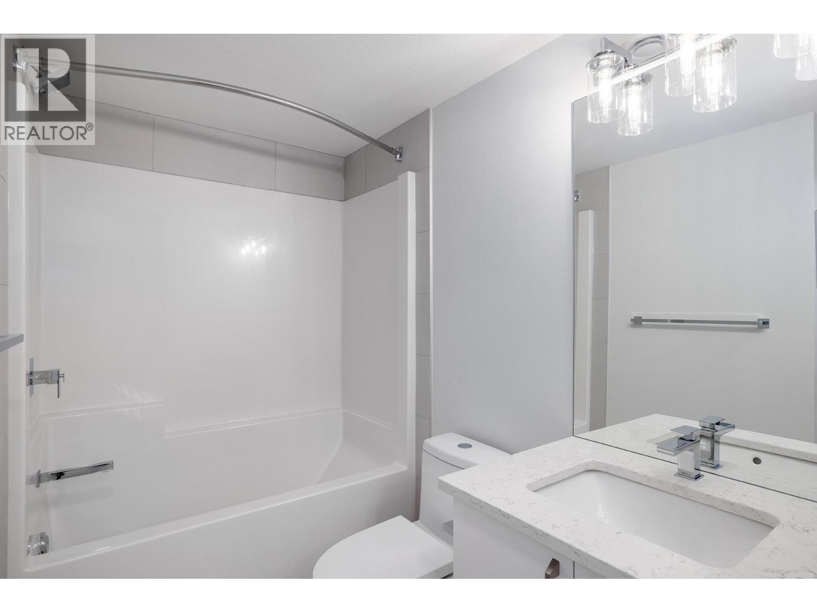  789 Carleton Street, Kelowna