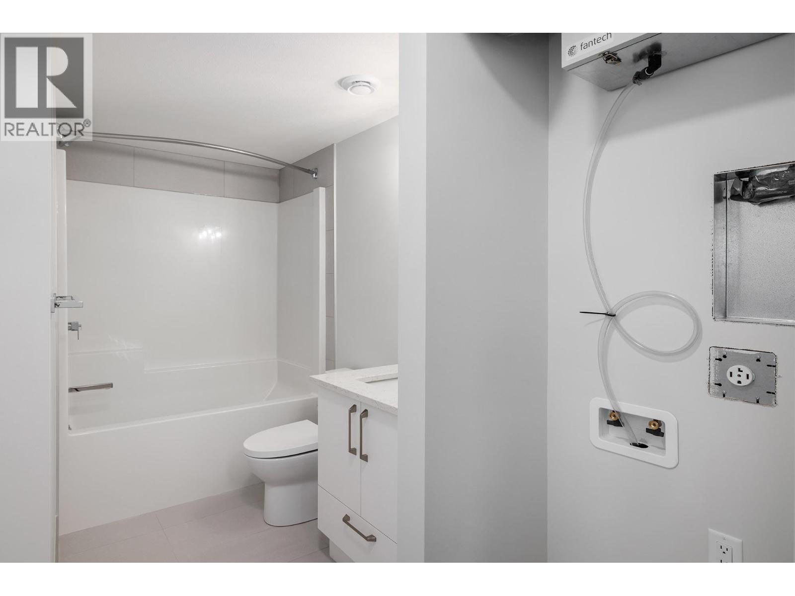  789 Carleton Street, Kelowna