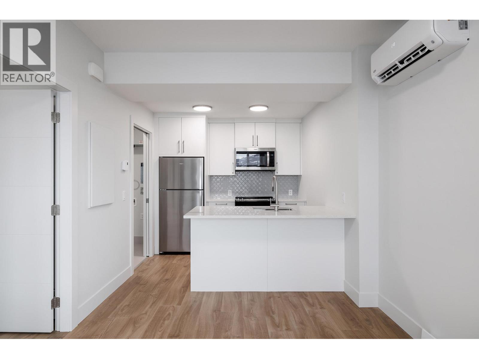  789 Carleton Street, Kelowna