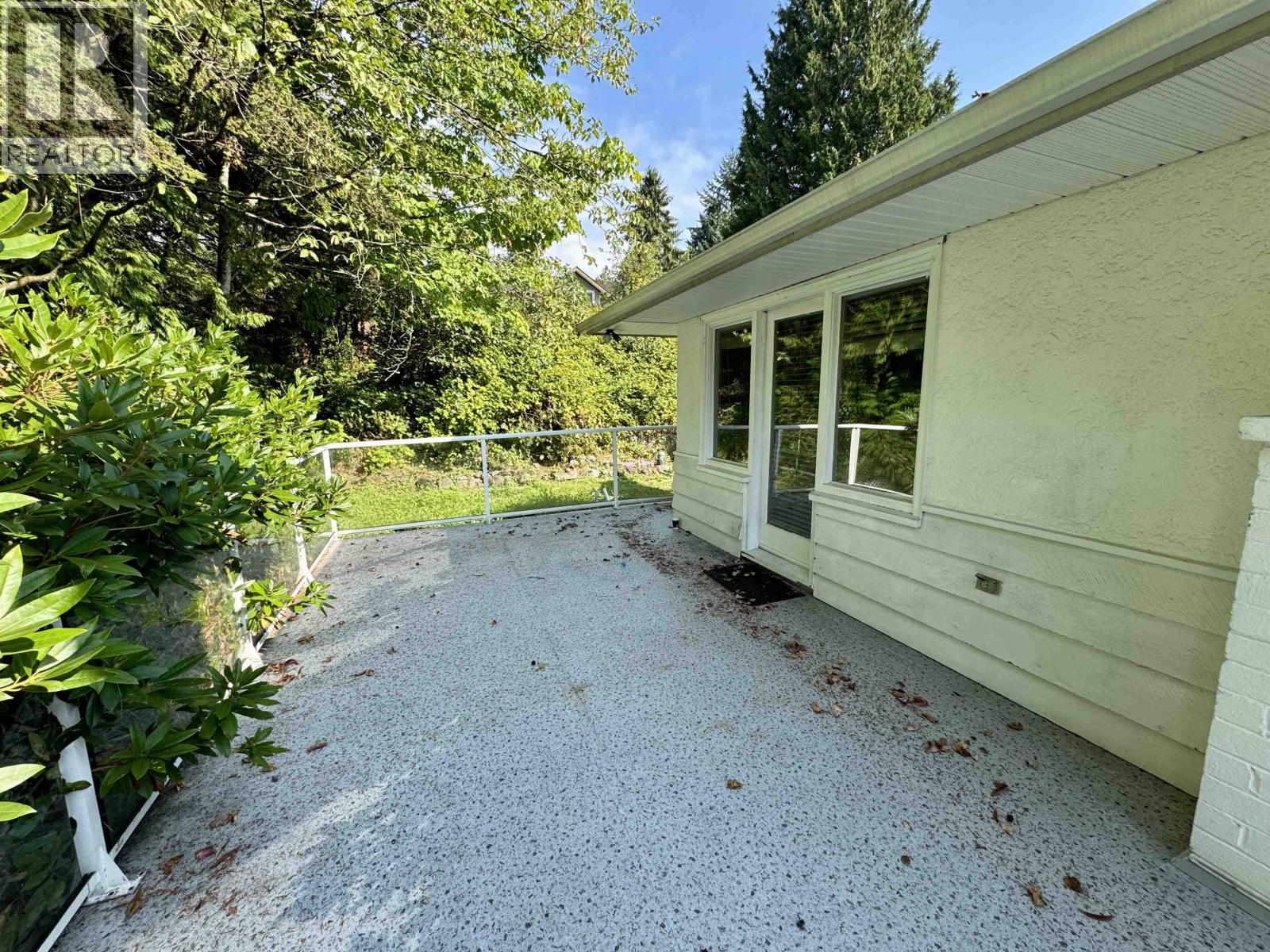1395 OTTAWA AVENUE, West Vancouver