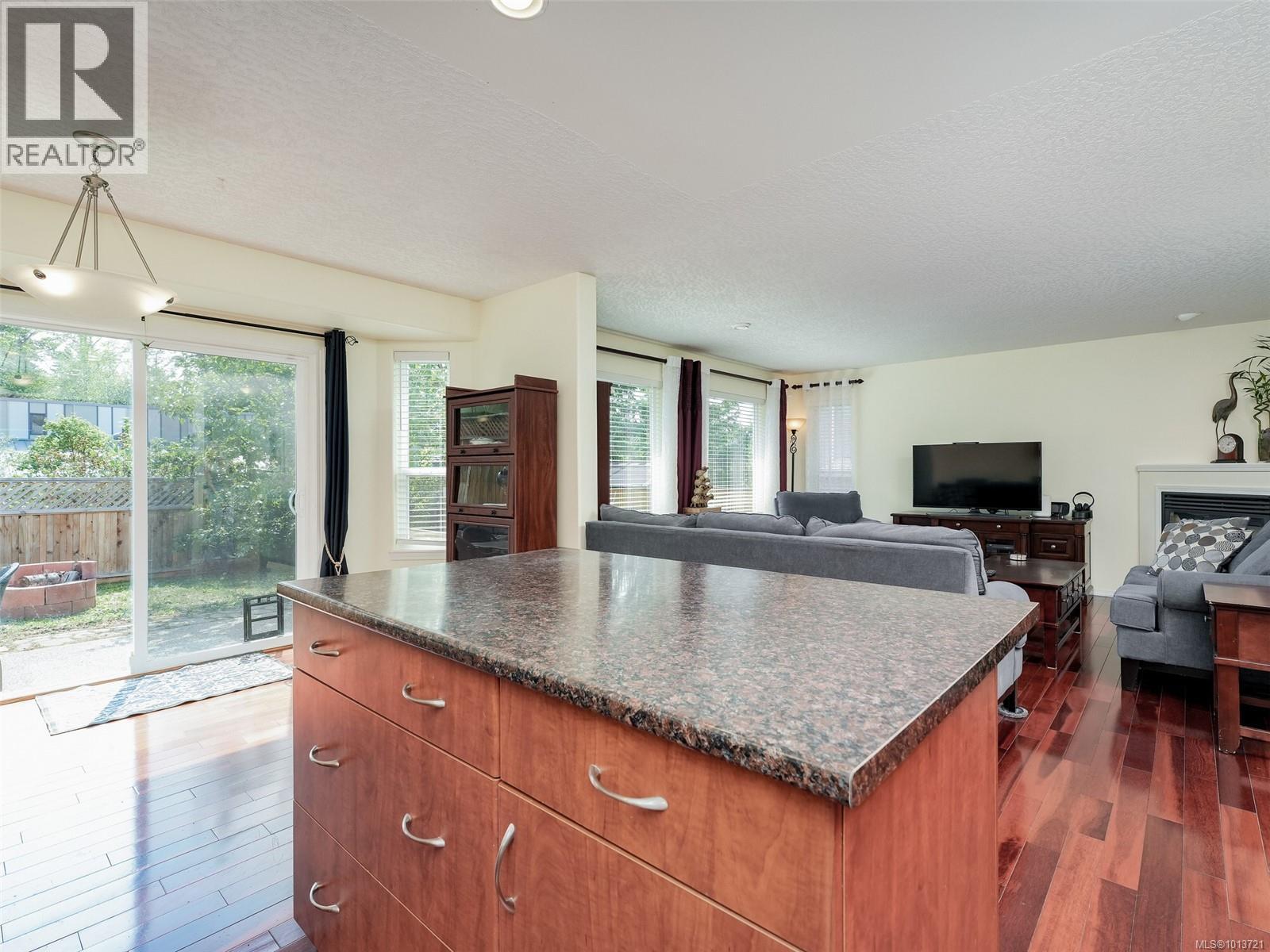  6721 Charlene Place, Sooke
