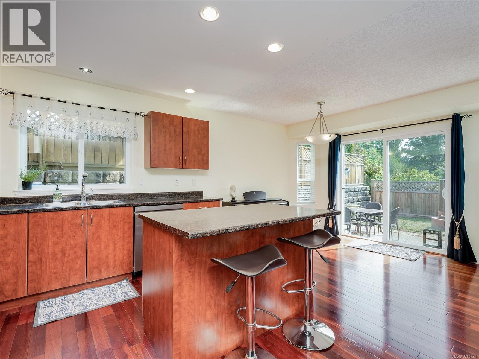  6721 Charlene Place, Sooke