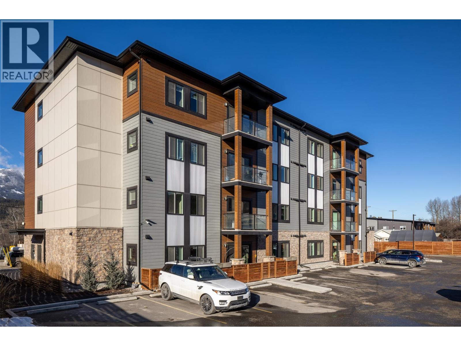 #203 1200 11th Avenue N - 13