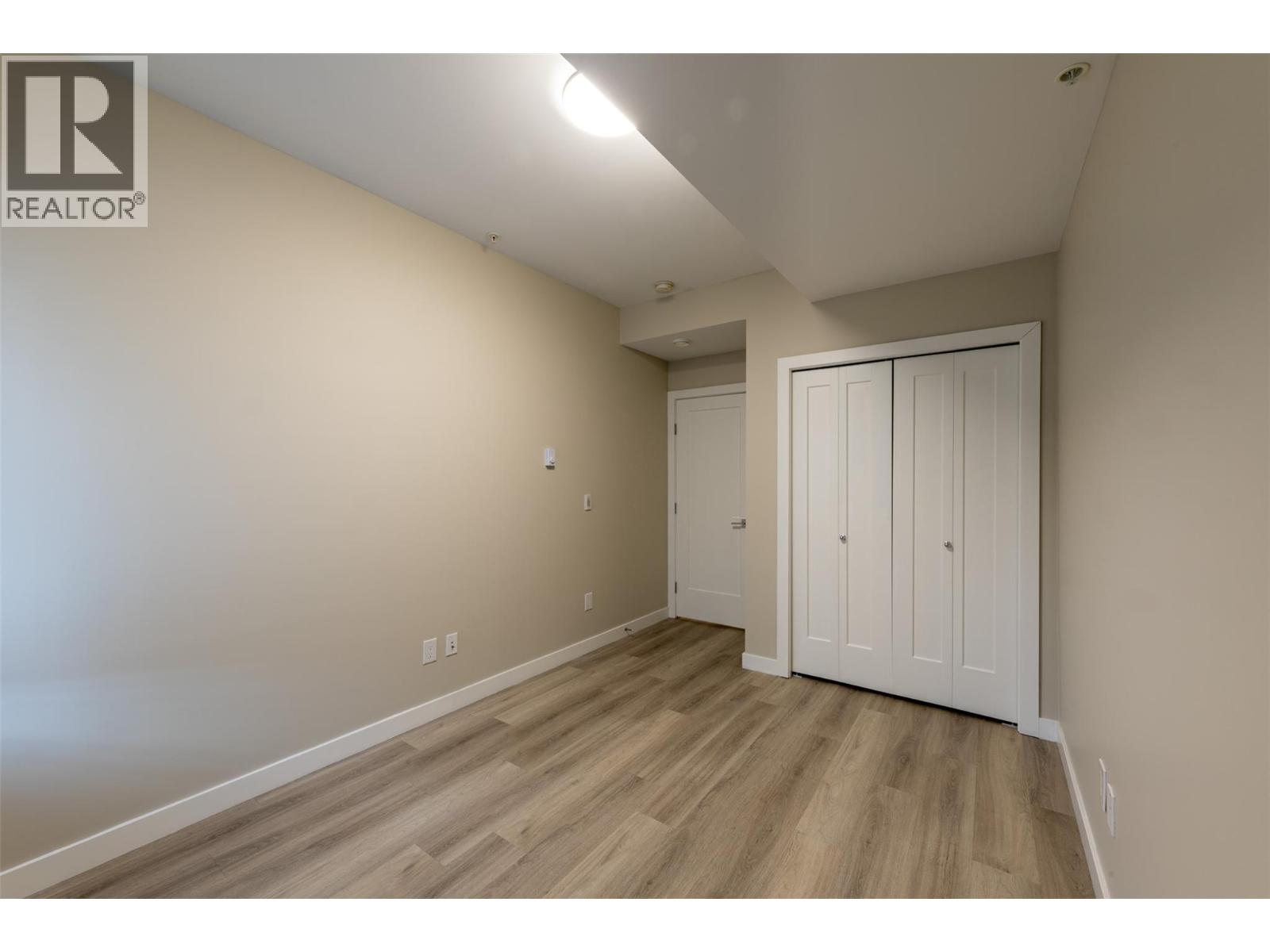 #203 1200 11th Avenue N - 35