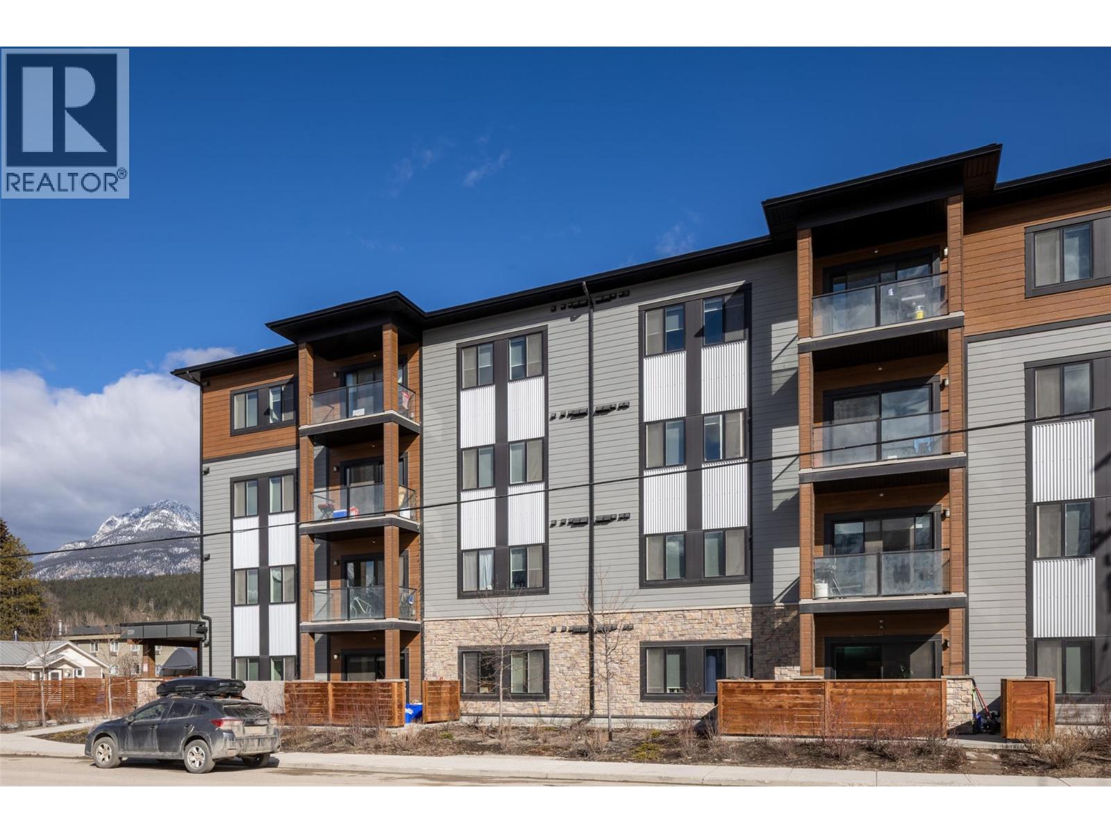 #203 1200 11TH AVENUE N - 19