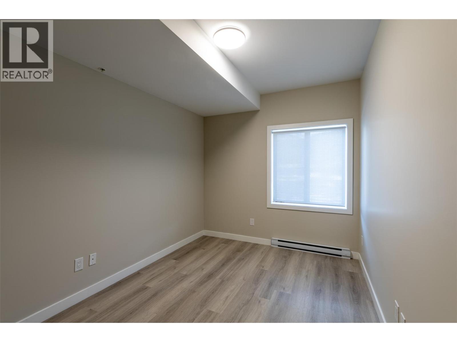 #203 1200 11TH AVENUE N - 33