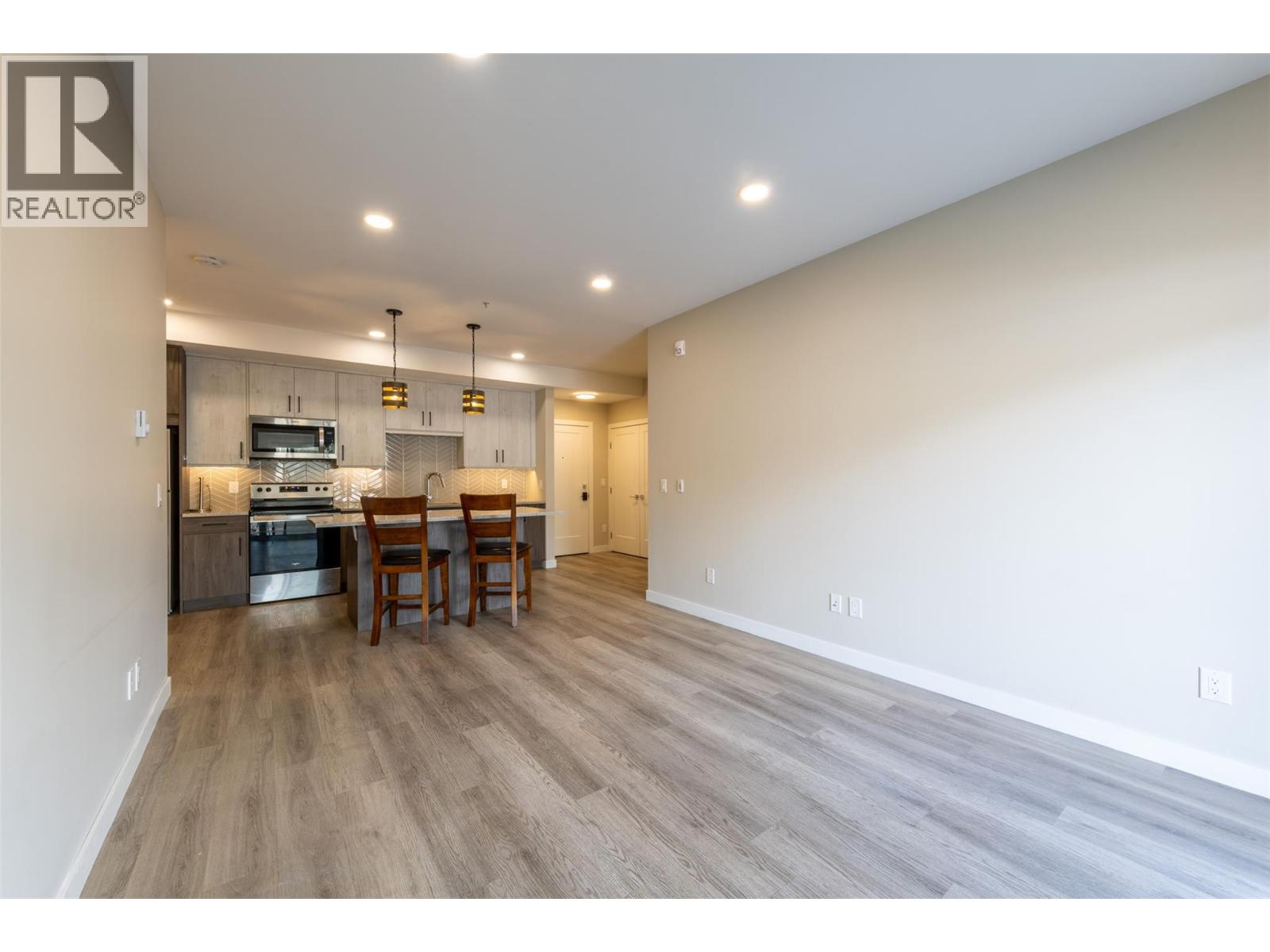 #203 1200 11TH AVENUE N - 30