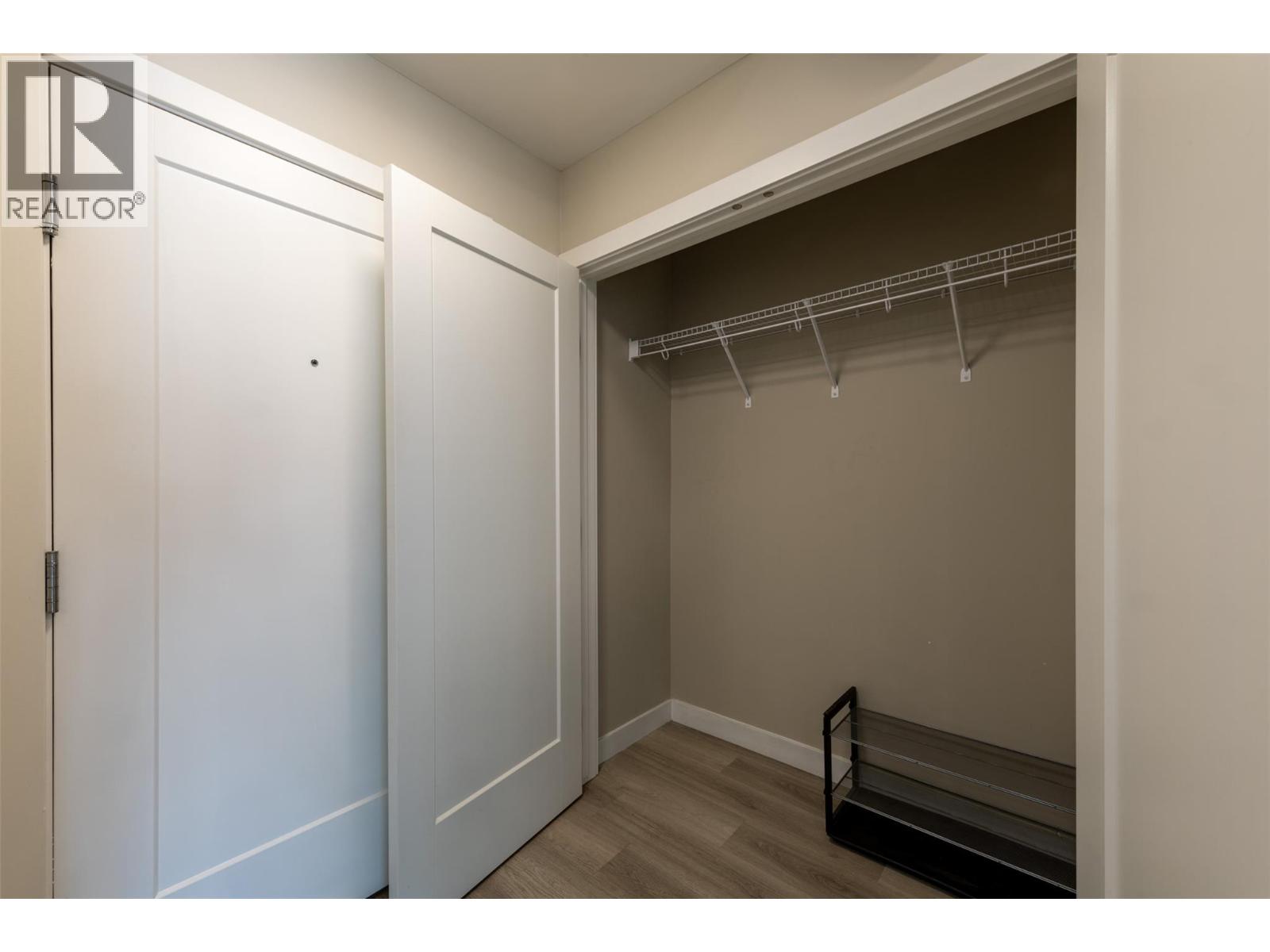 #203 1200 11TH AVENUE N - 44