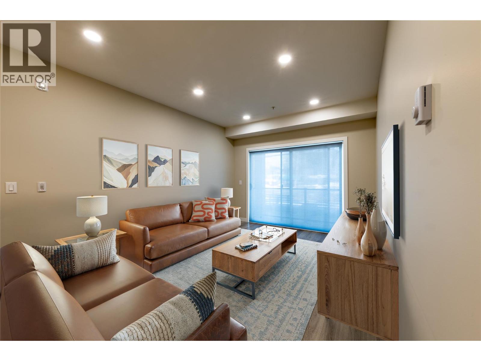 #203 1200 11TH AVENUE N - 10