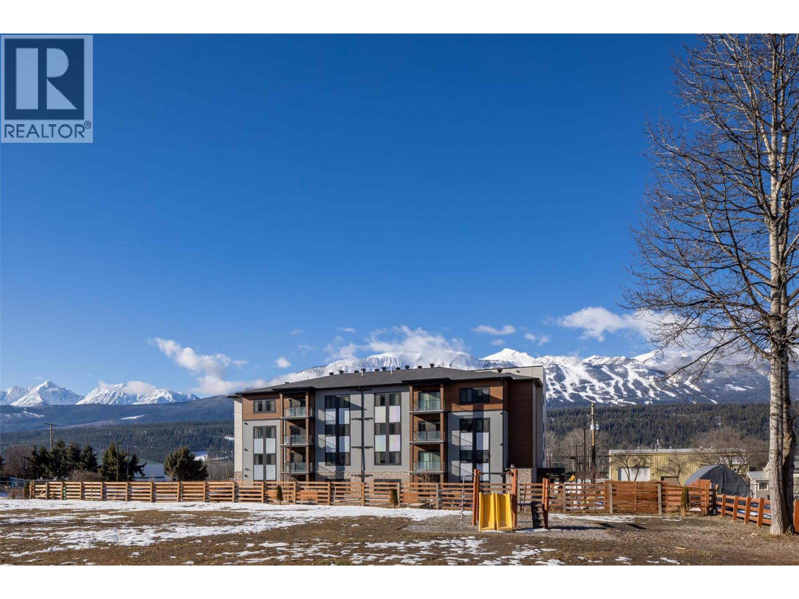 #203 1200 11TH AVENUE N - 17