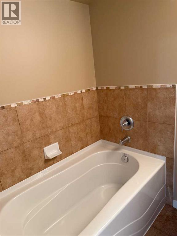 Single Family House for Sale in    Avenue SW Downtown West End Calgary 