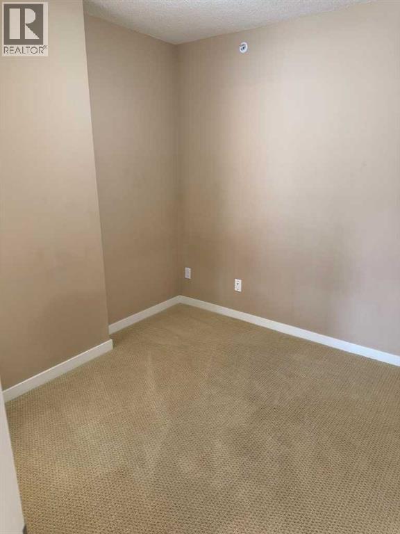 Single Family House for Sale in    Avenue SW Downtown West End Calgary 