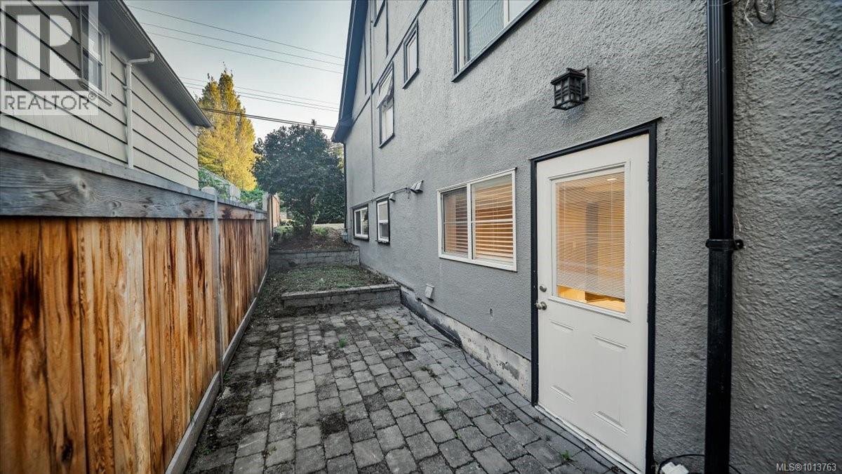 Single Family House Tudor for Sale in  Finlayson St Victoria 