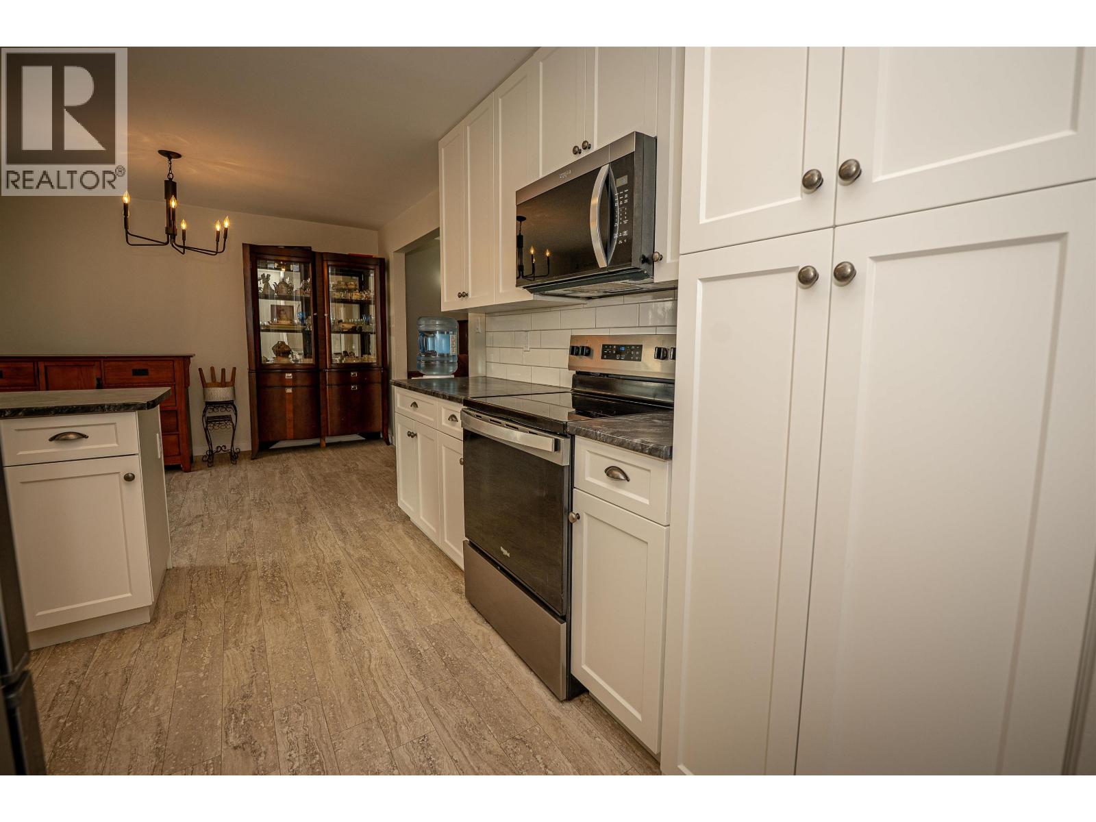 880 PIGEON AVENUE, Williams Lake