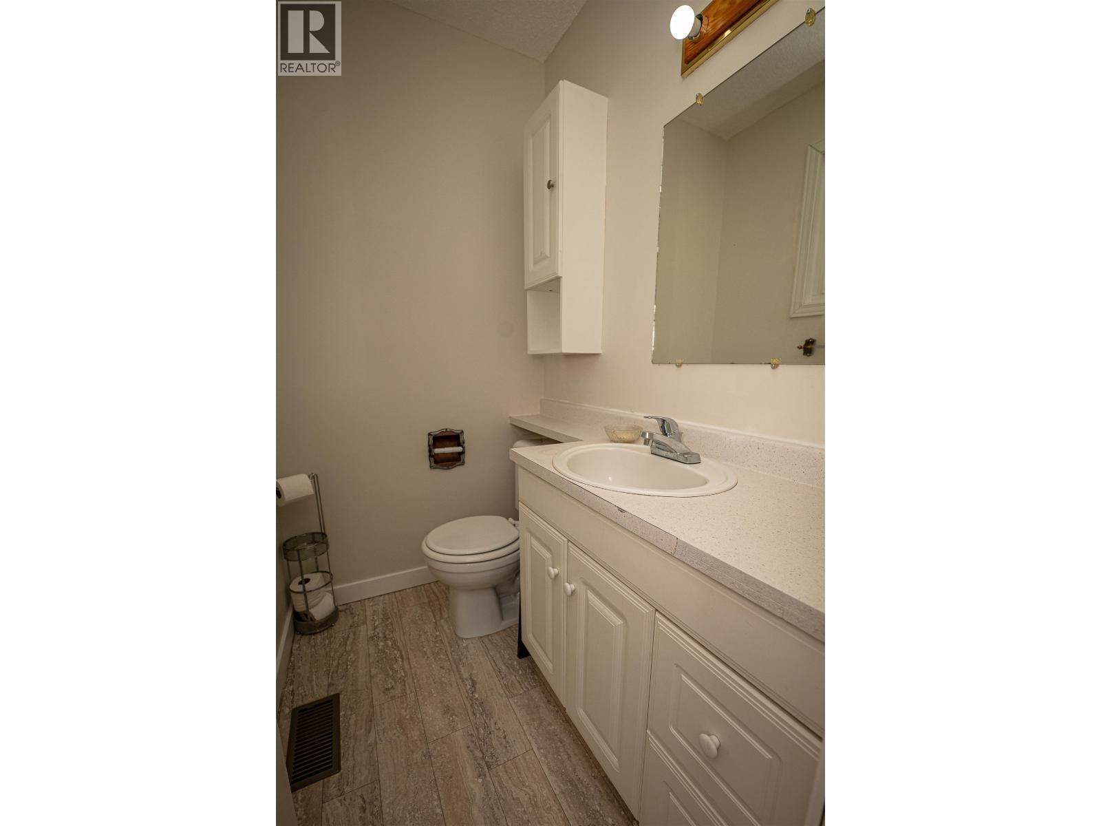 880 PIGEON AVENUE, Williams Lake