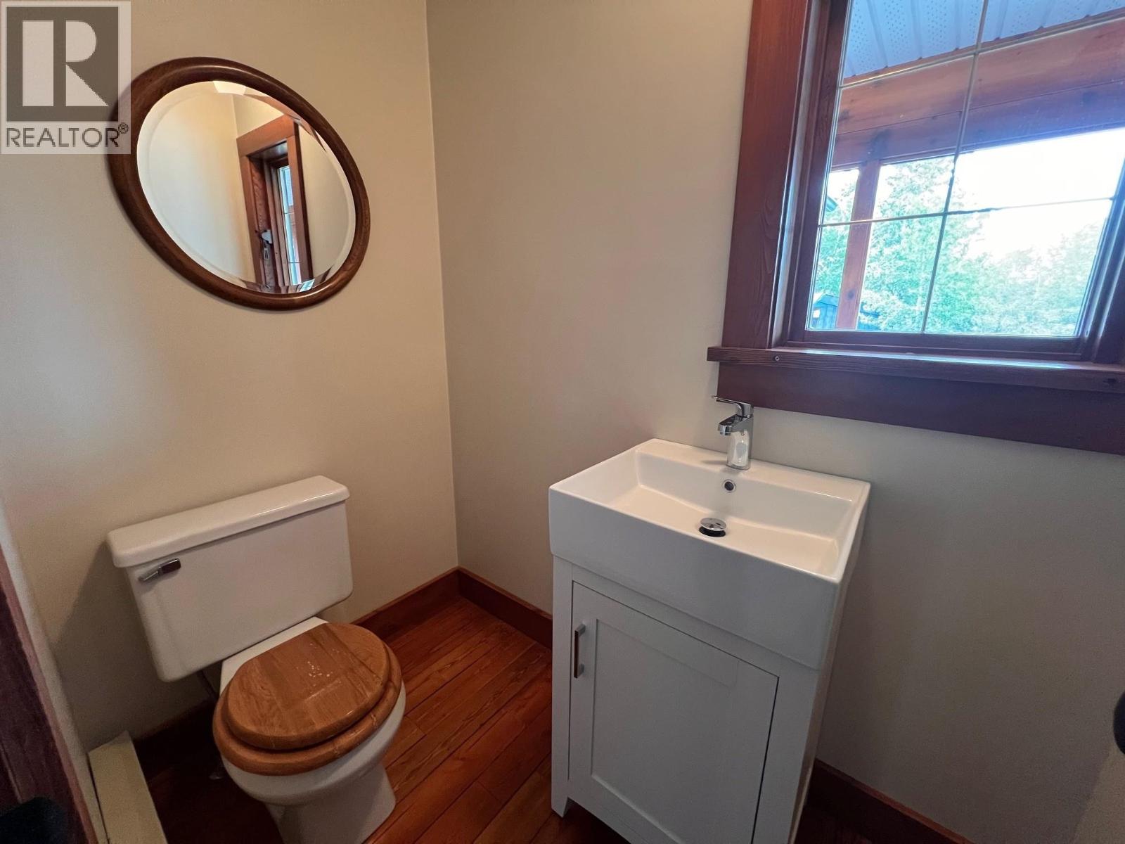 3272 MILLAR ROAD, Smithers