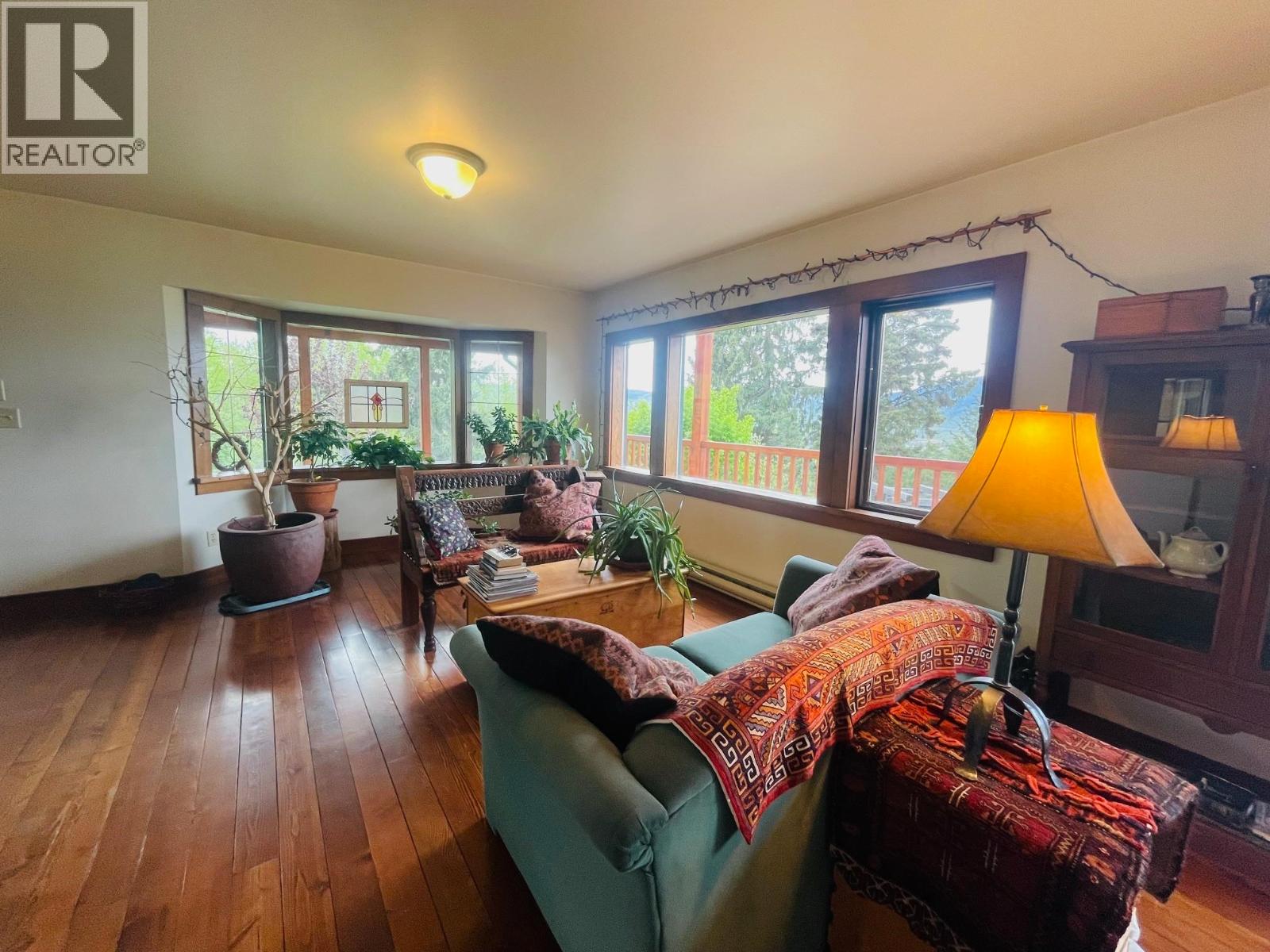 3272 MILLAR ROAD, Smithers