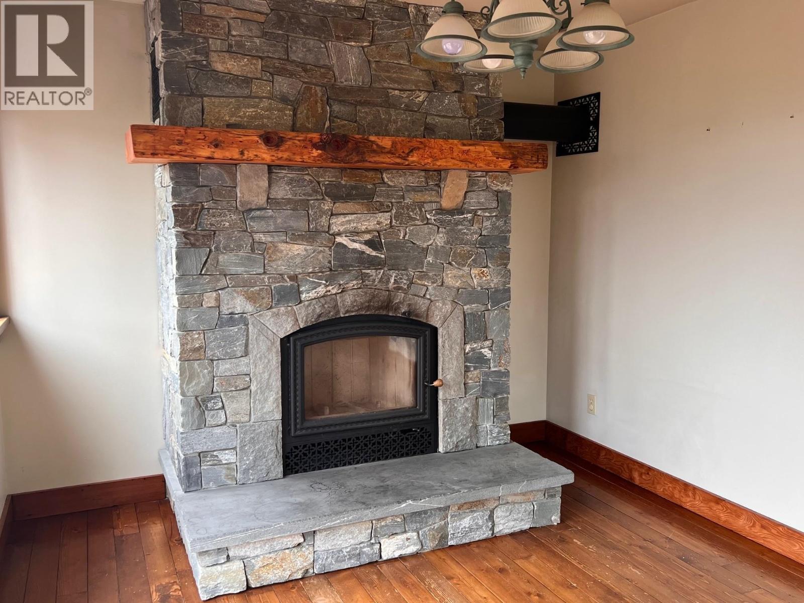 3272 MILLAR ROAD, Smithers