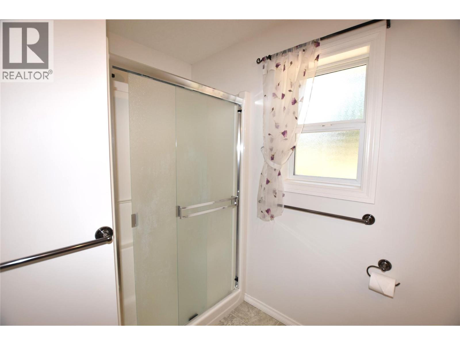  312 Grouse Avenue, Vernon