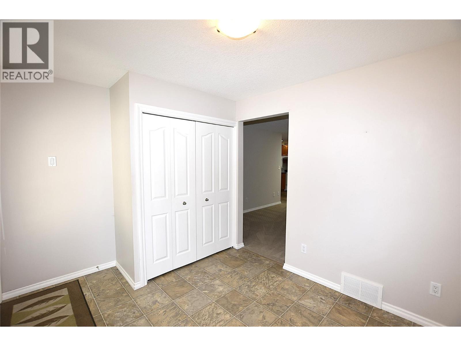  312 Grouse Avenue, Vernon
