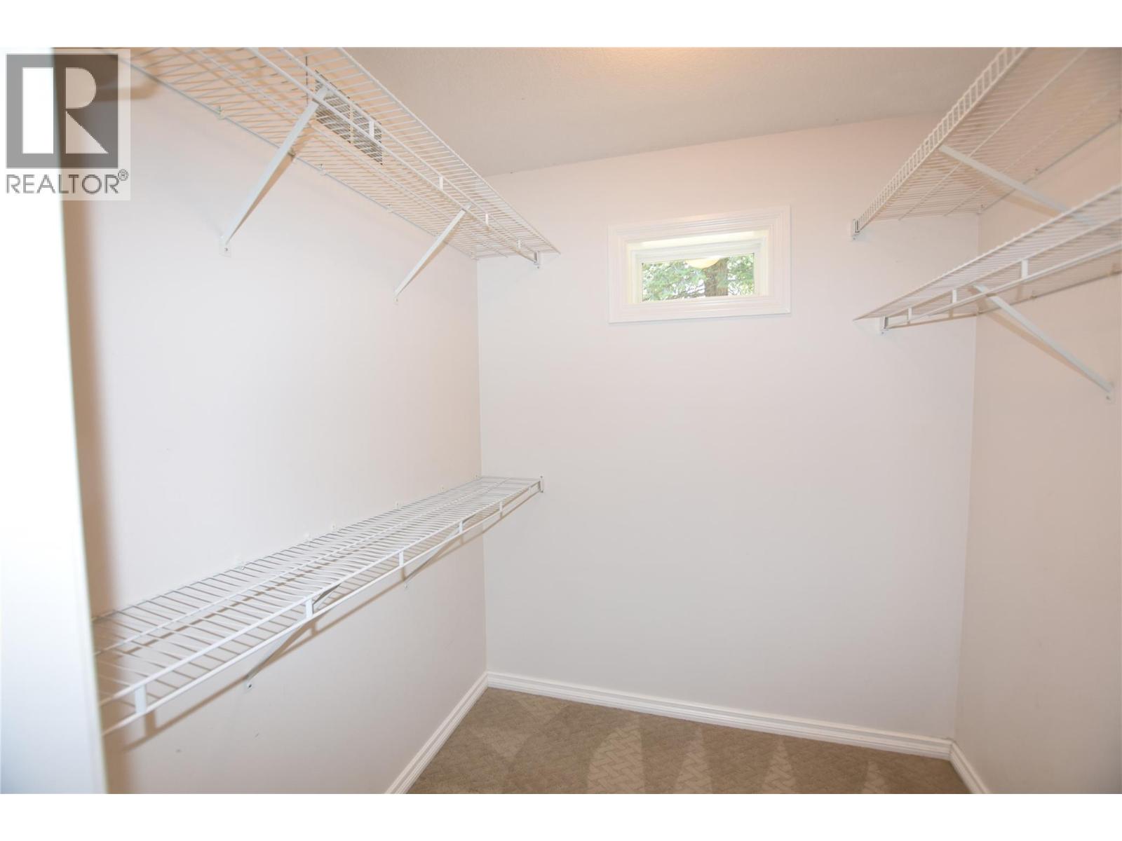  312 Grouse Avenue, Vernon