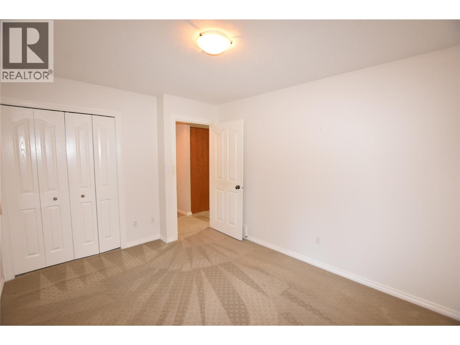  312 Grouse Avenue, Vernon