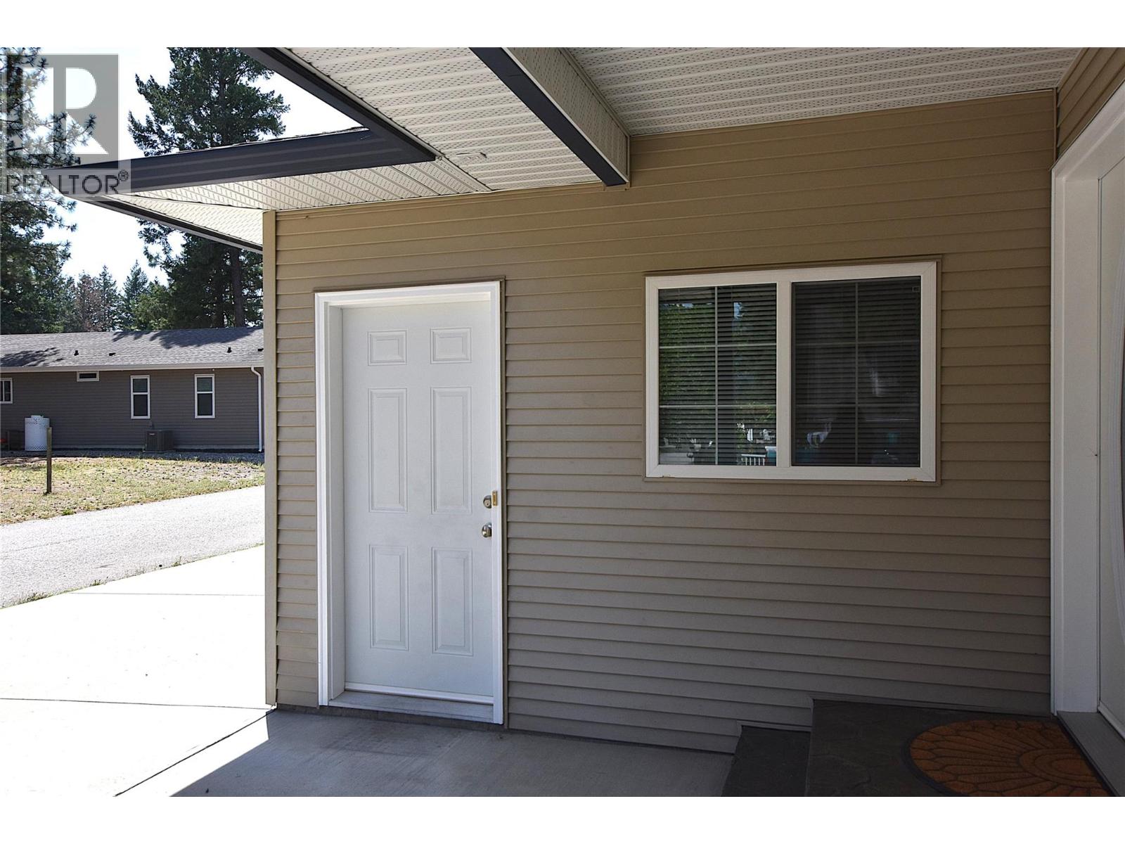  312 Grouse Avenue, Vernon