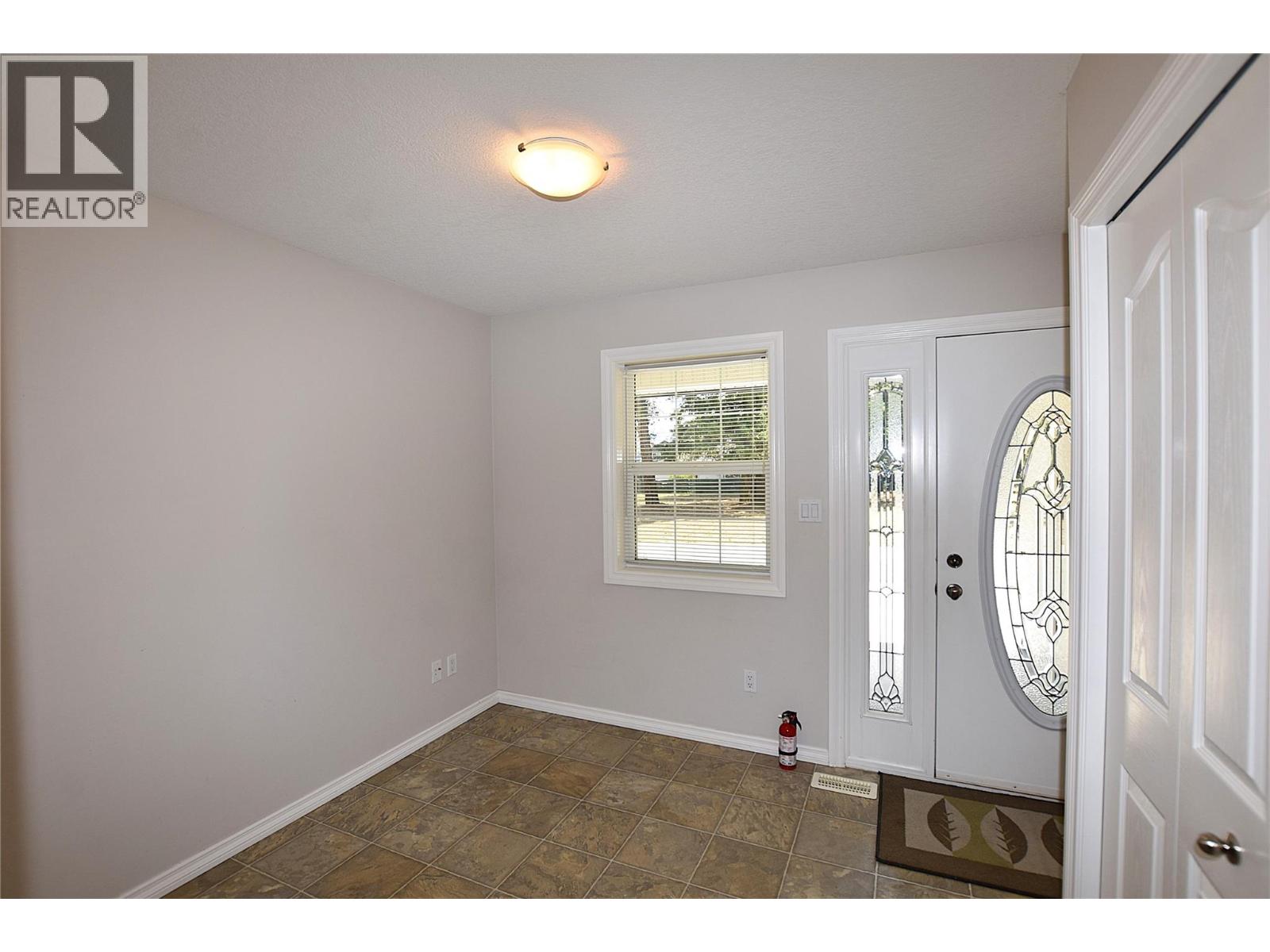  312 Grouse Avenue, Vernon