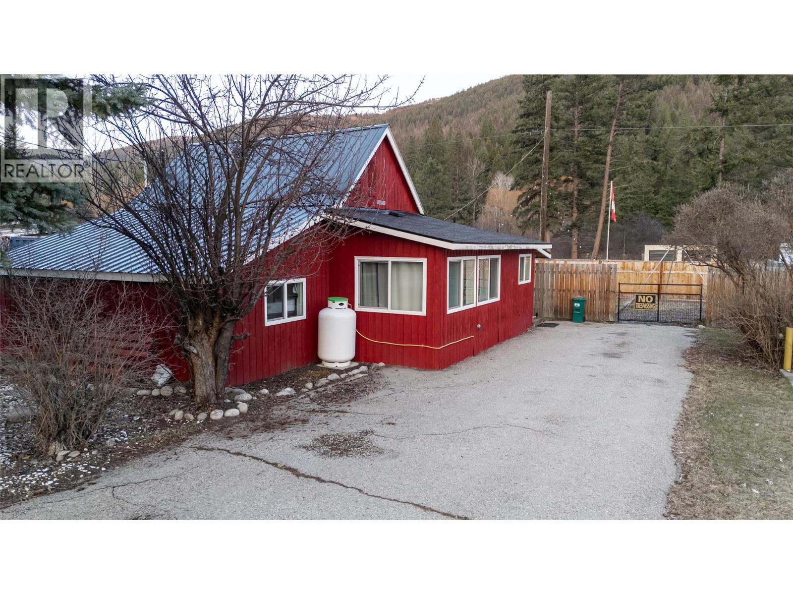 5844 Highway 33 Other, Beaverdell