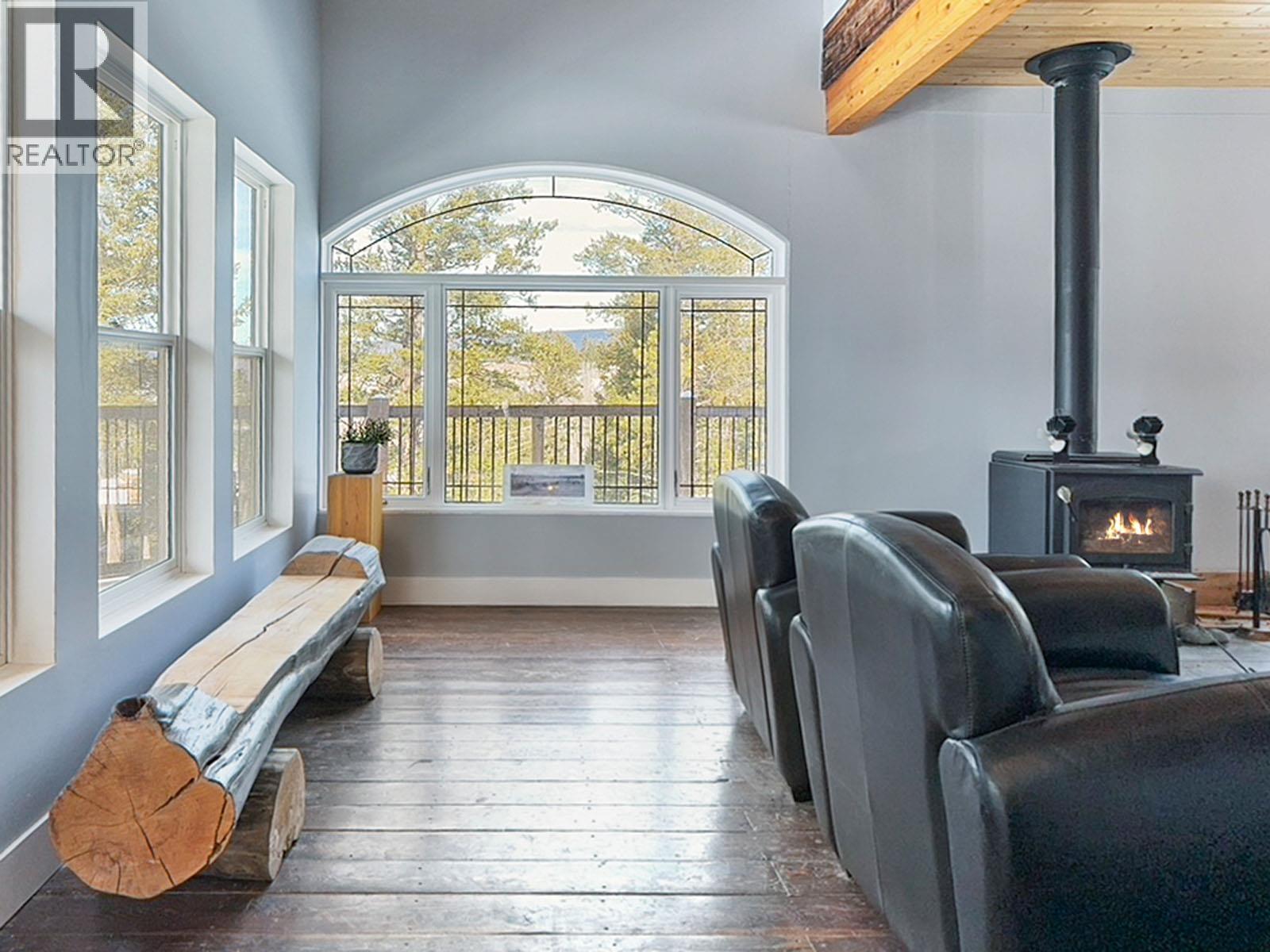 6547 CHILCOTIN 20 HIGHWAY - 24