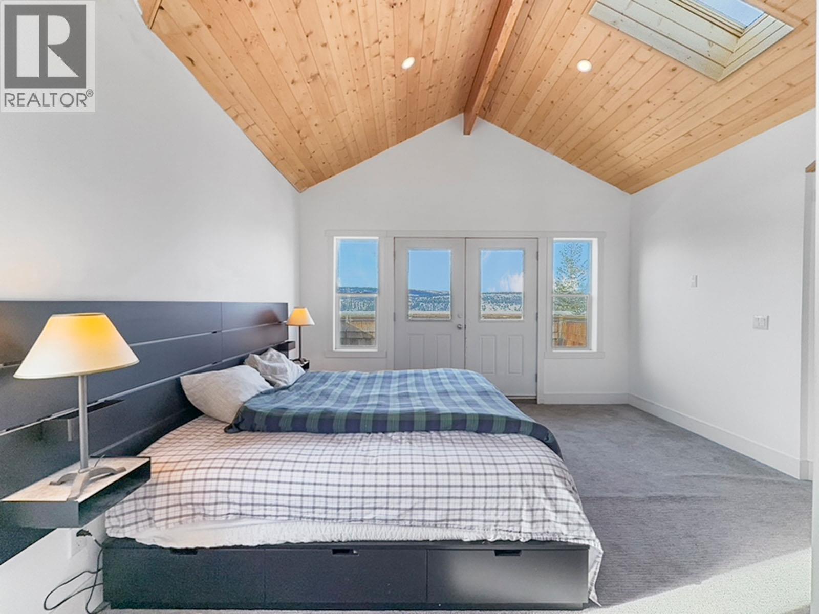 6547 CHILCOTIN 20 HIGHWAY - 28