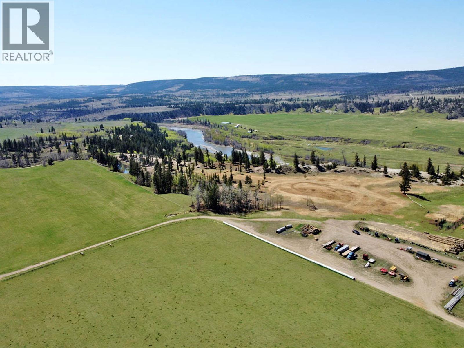 6547 CHILCOTIN 20 HIGHWAY - 33