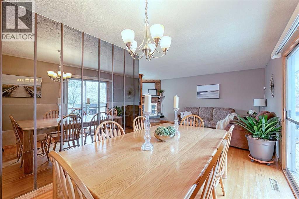 Single Family House Bungalow for Sale in  Vallance Crescent NW Varsity Calgary 