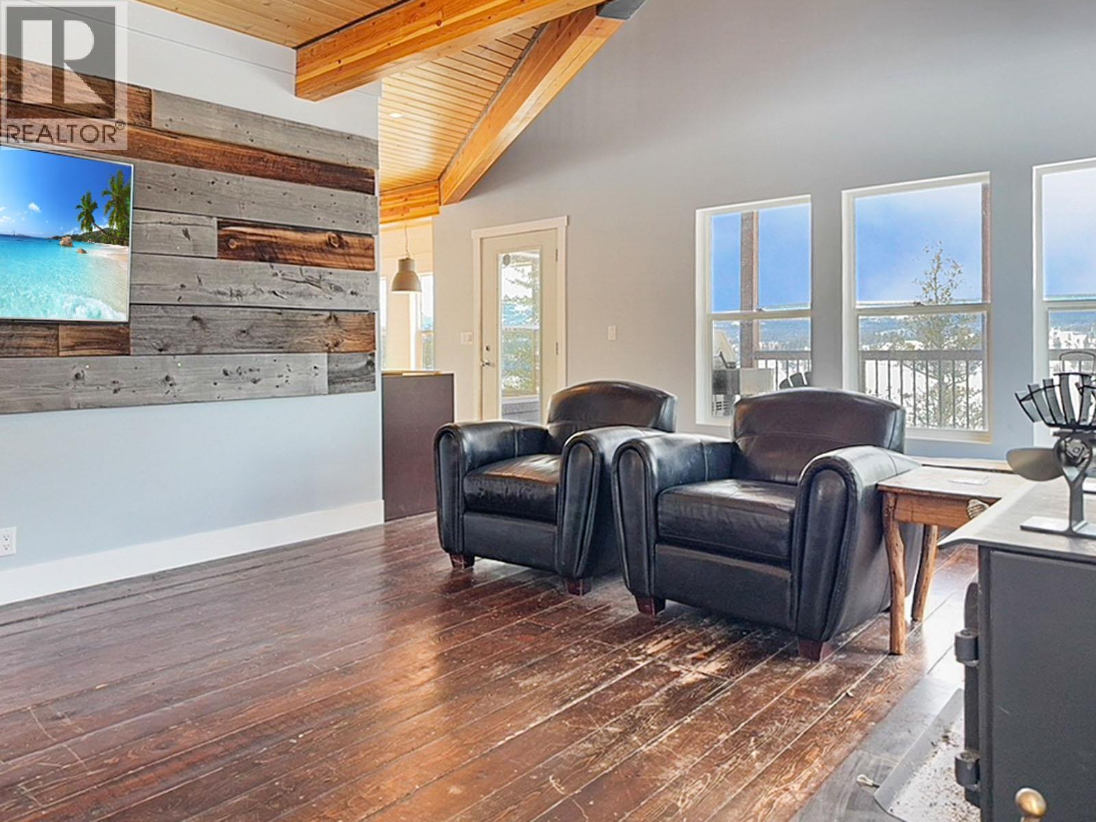 6547 CHILCOTIN 20 HIGHWAY - 30