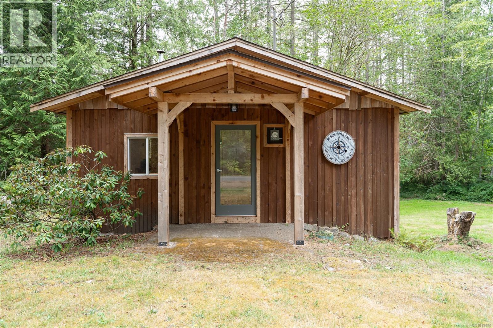 80 Blue Heron Rd - Photo 2 of 27, Thetis Island, British Columbia