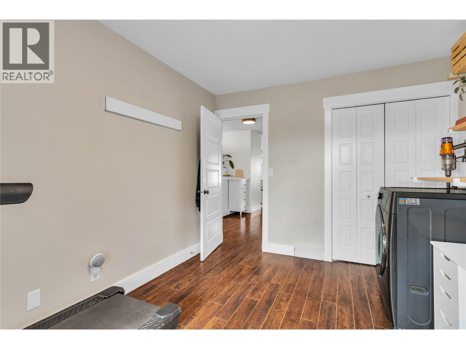  427 Killarney Road, Kelowna