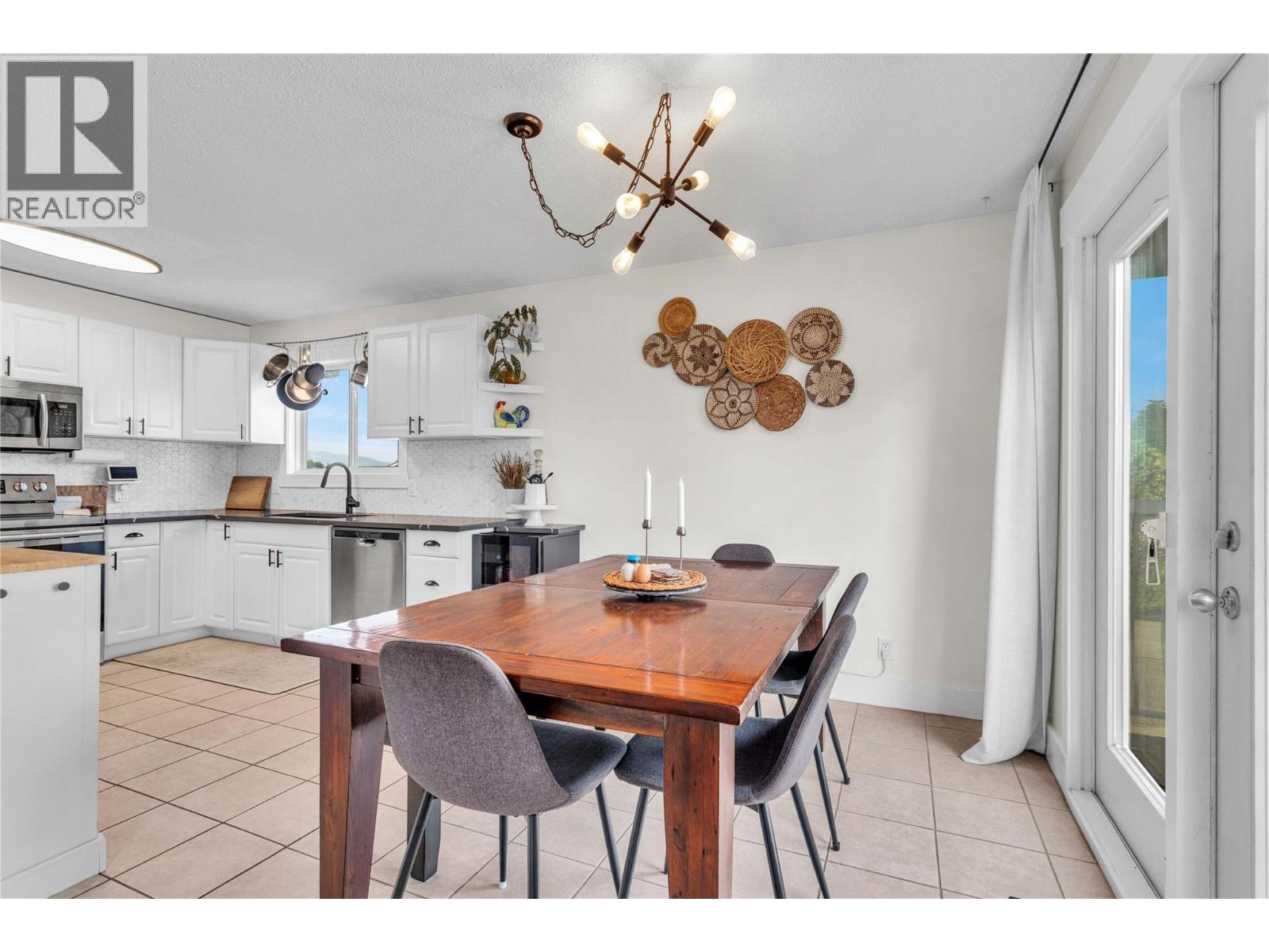  427 Killarney Road, Kelowna