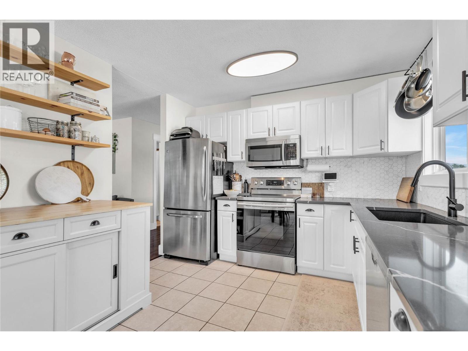  427 Killarney Road, Kelowna