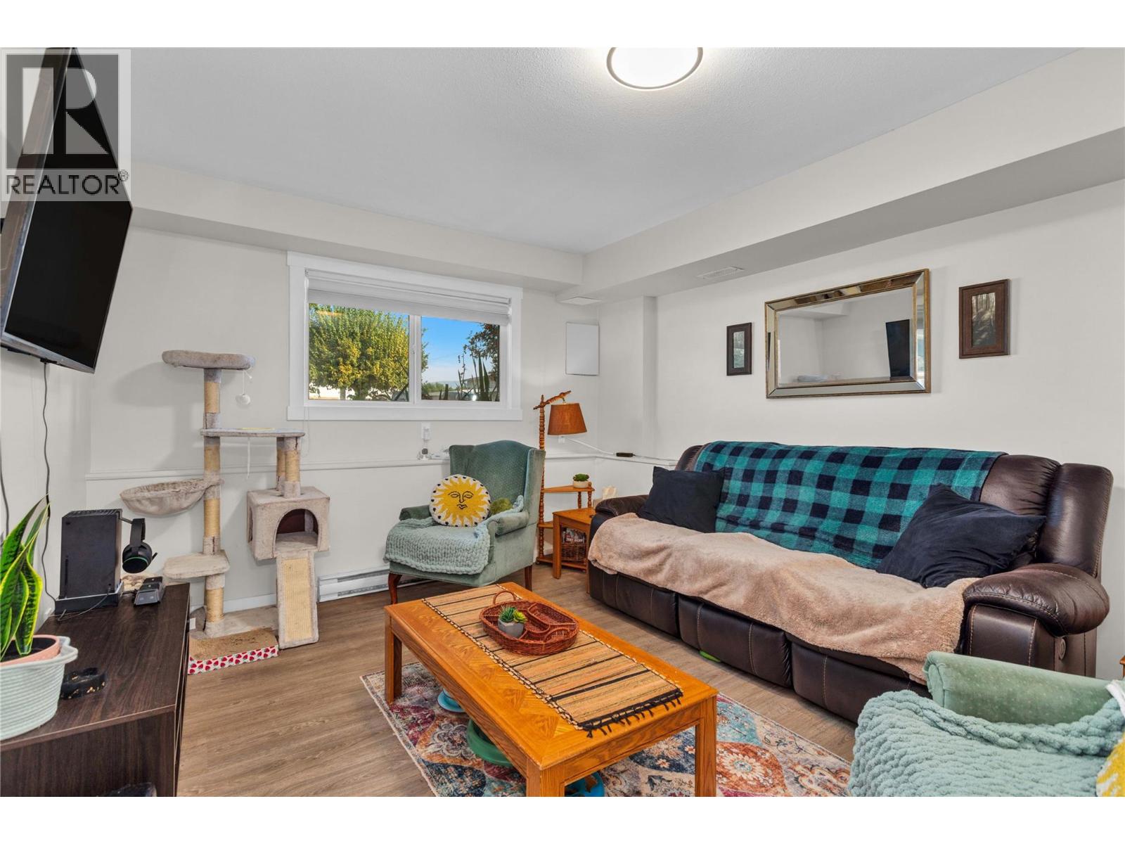  427 Killarney Road, Kelowna