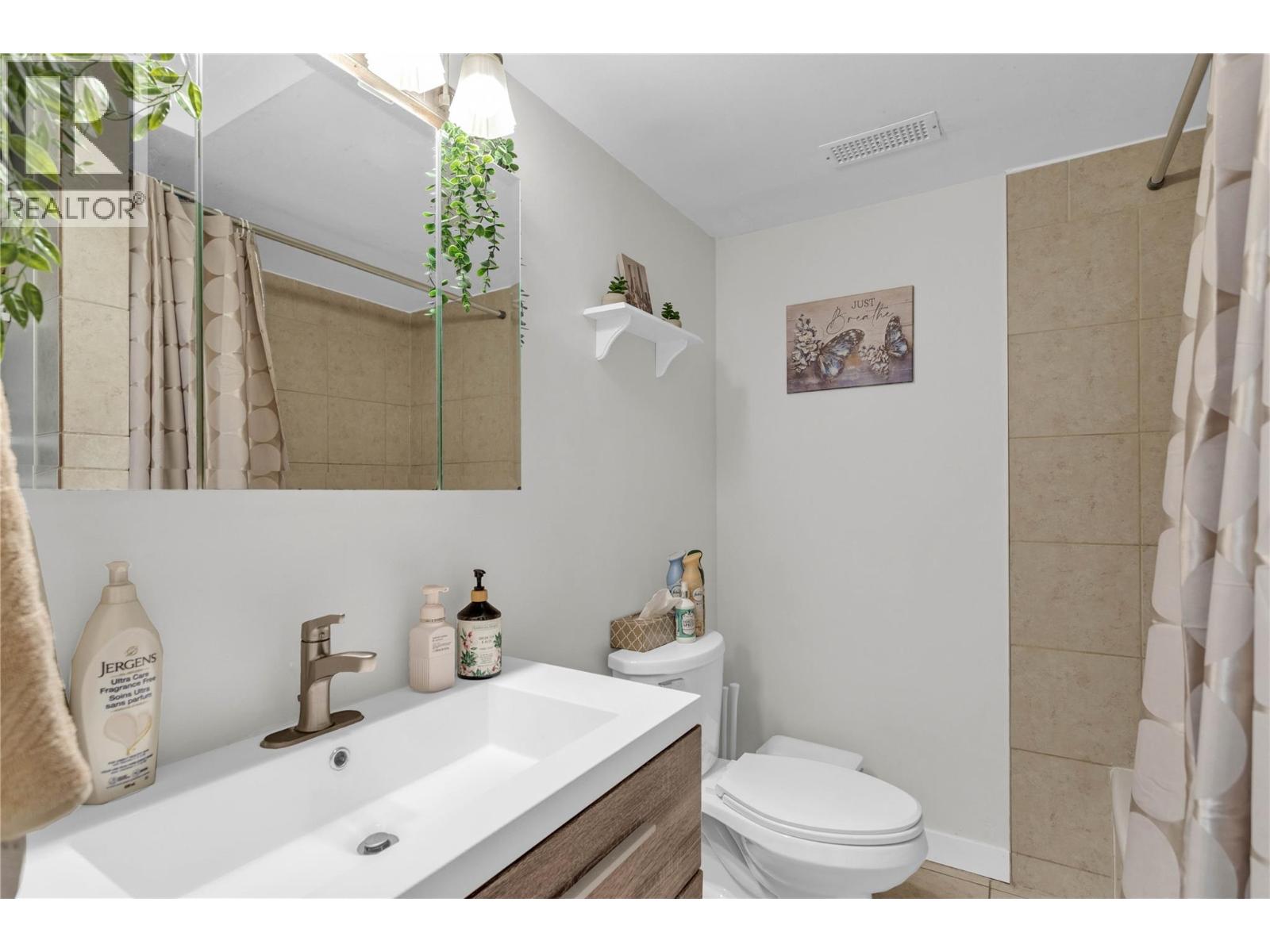  427 Killarney Road, Kelowna