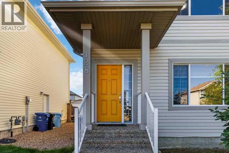128 Juniper Street, Fort McMurray