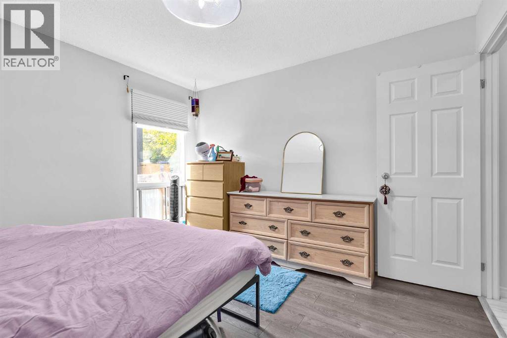Single Family House for Sale in   A Street SW Bankview Calgary 