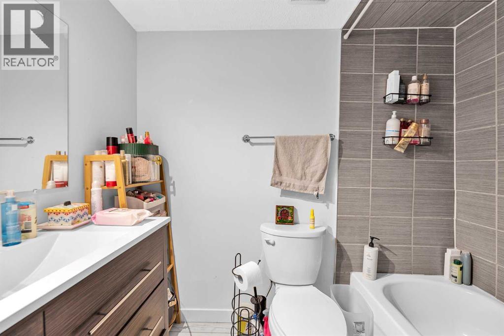 Single Family House for Sale in   A Street SW Bankview Calgary 