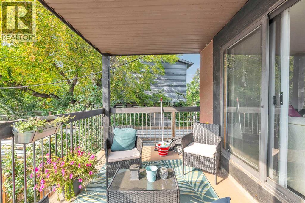 Single Family House for Sale in   A Street SW Bankview Calgary 
