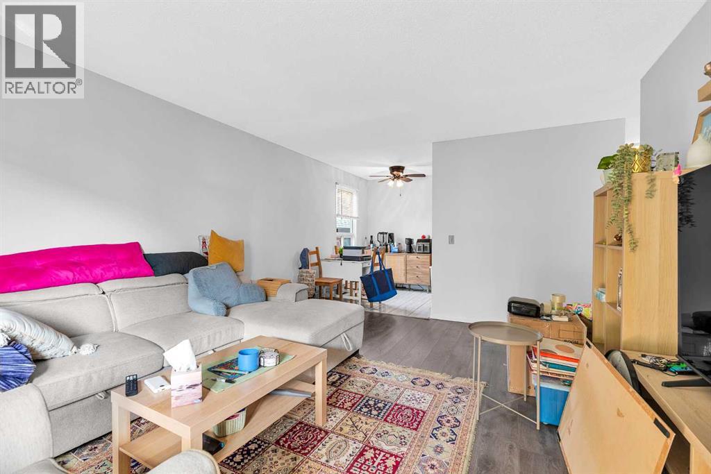 Single Family House for Sale in   A Street SW Bankview Calgary 