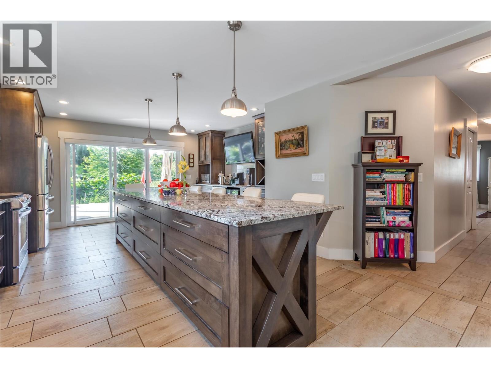  647 PIMLICO Road, Kelowna